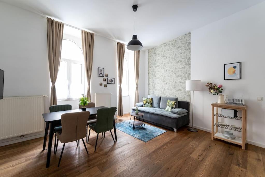 Apartament Sleek 1Br Flat Near Center By Hm Wiedeń Zewnętrze zdjęcie