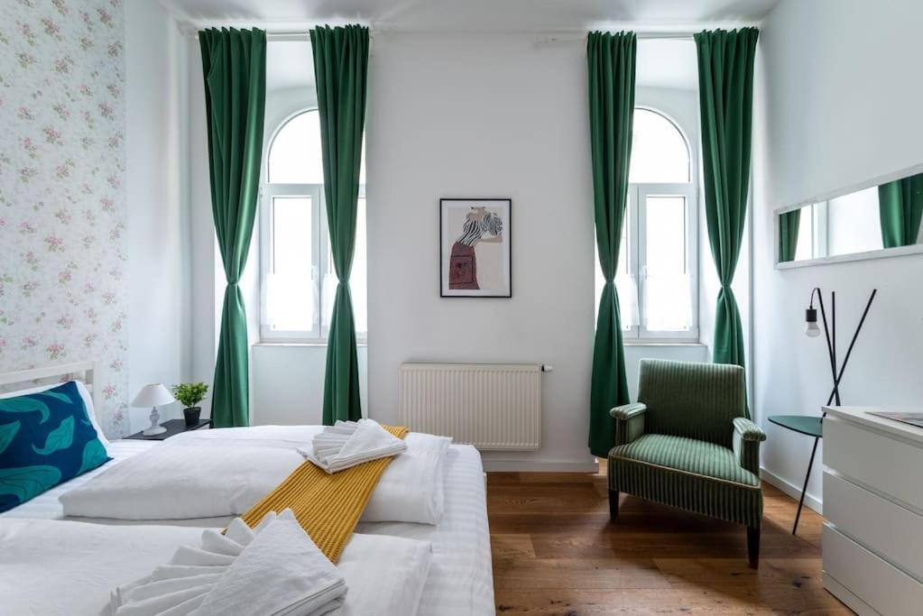 Apartament Sleek 1Br Flat Near Center By Hm Wiedeń Zewnętrze zdjęcie
